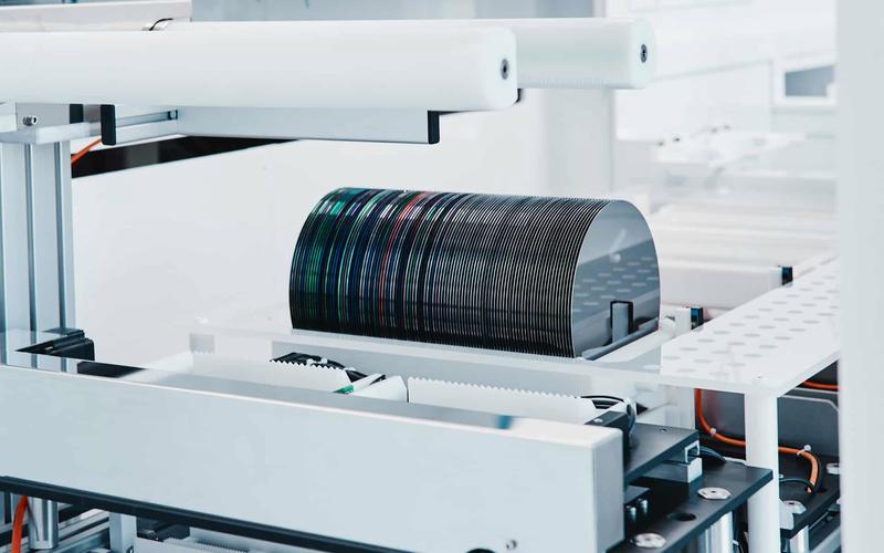 2025年我国电子氟化液行业发展趋势：AI服务器需求激增 液冷方案渗透率快速提升